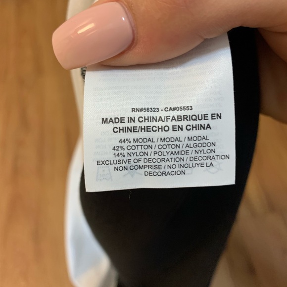 Nike Signal Black & White Muscle Tank - Picture 10 of 13